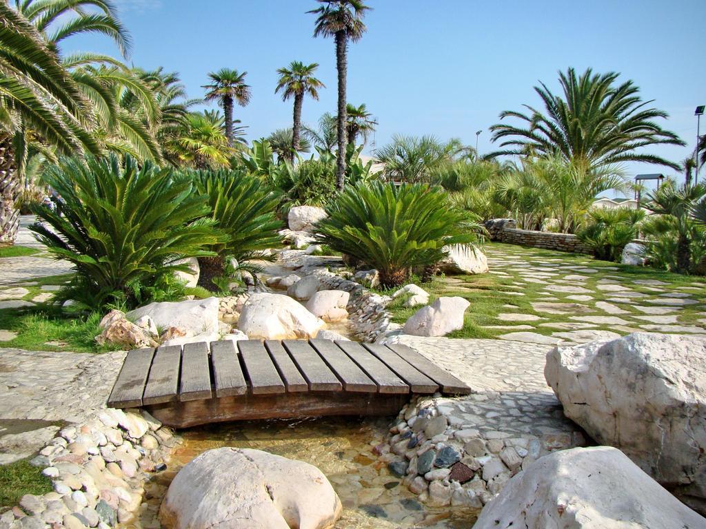 Residence Acquamarina San Benedetto del Tronto Esterno foto
